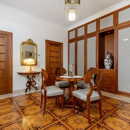 Luxury Seafront Castello With Heated Pool, Jacuzzi And Sauna At The In *