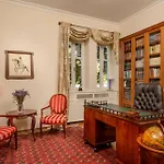 Villa Luxury Seafront Castello Near Old Town With Private Pool