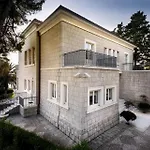 Luxury Seafront Castello Near Old Town With Private Pool * Split
