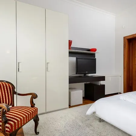 Luxury Seafront Castello With Heated Pool, Jacuzzi And Sauna At The In * Split